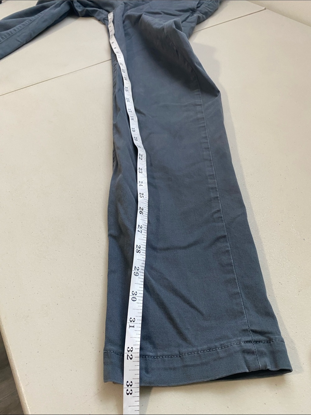 American Eagle AE Flex Slim Straight Lived-In Khaki Pants blue gray sz 28x34 - Picture 8 of 12